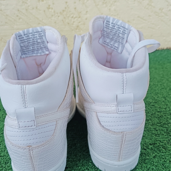 Nike Dunk Sky Hi 528899-105 Wedge High Top Sneaker, White Women's U.S 6.5 - Picture 6 of 10